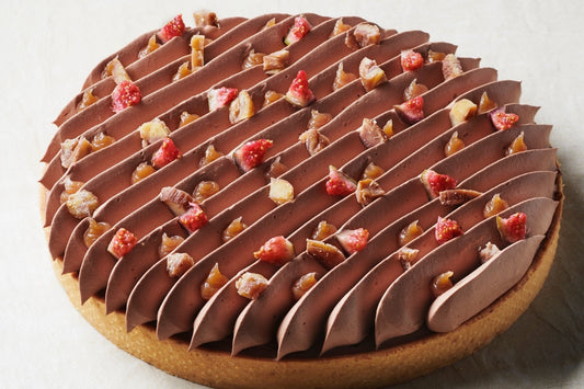 Fall tart with Caraïbe chocolate, chestnuts, and figs on a shortcrust base