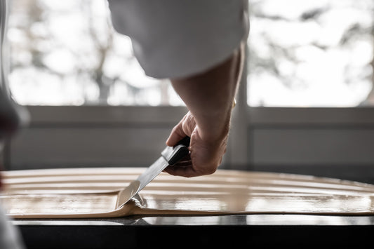 Tempering chocolate
