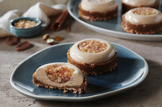 Raw apple and Caramélia chocolate tart with nut base and whipped ganache