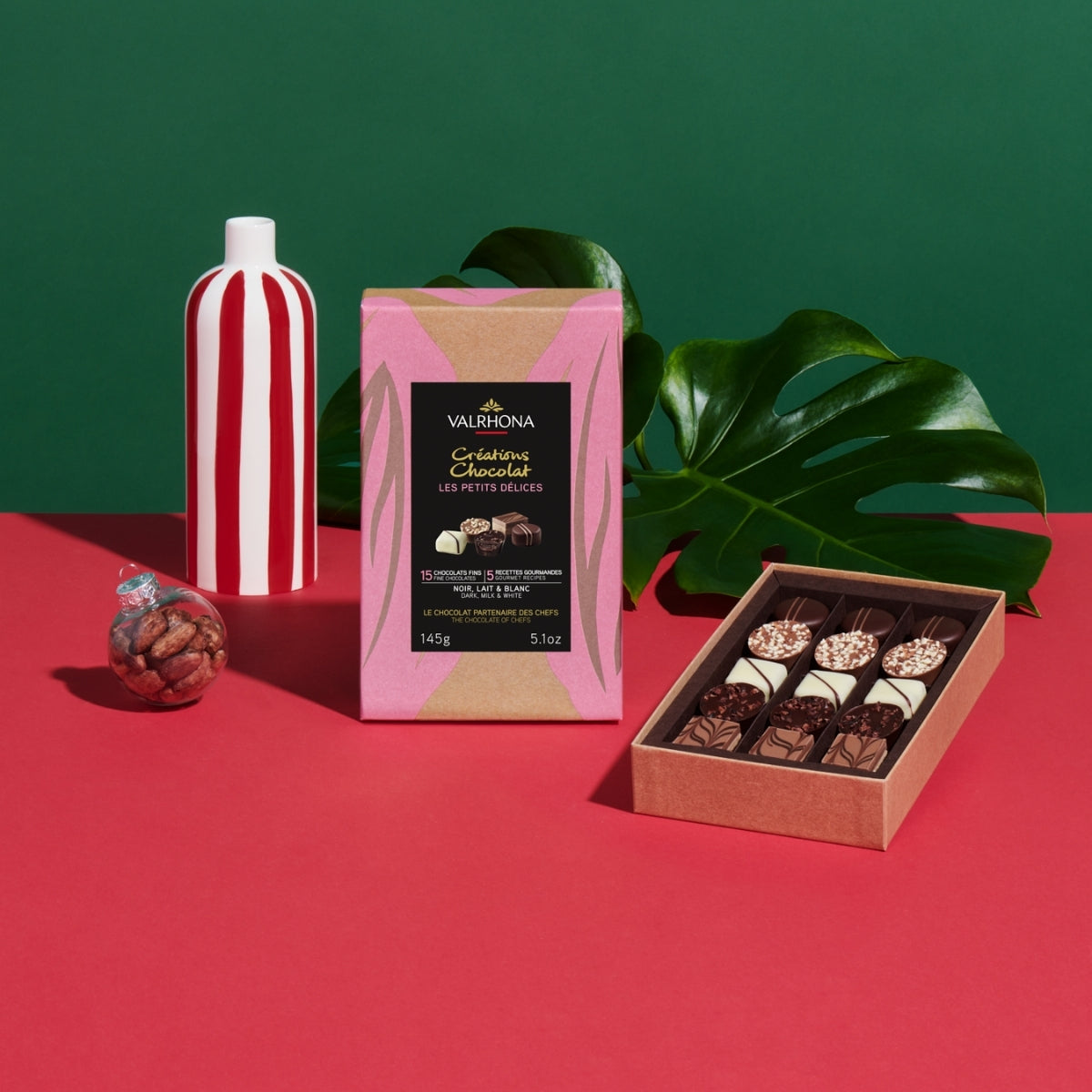 Gift Box 15 Dark Milk White Chocolate Truffles In Use