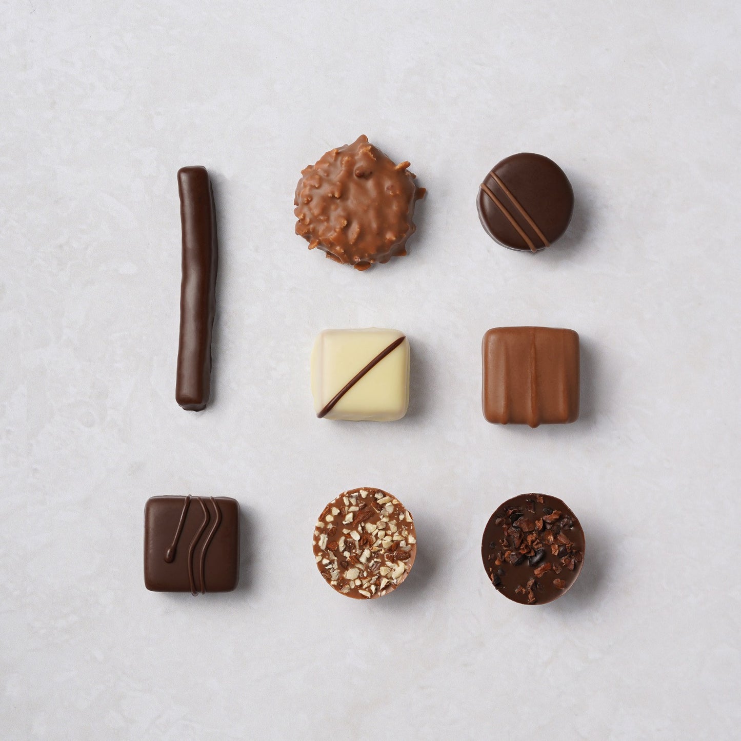 Assorted Chocolate Ballotin – 25 Fine Chocolates (8 Varieties)